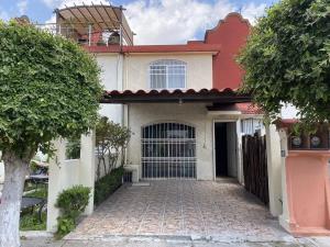 Casa en renta en Villas de Atlixco, San Andrés Cholula, Puebla