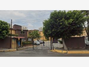Casa en Jardines de Atizapan, Atizapán de Zaragoza, México