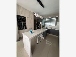 Casa en venta en Fontana Residencial, Santiago — foto 3 de 19