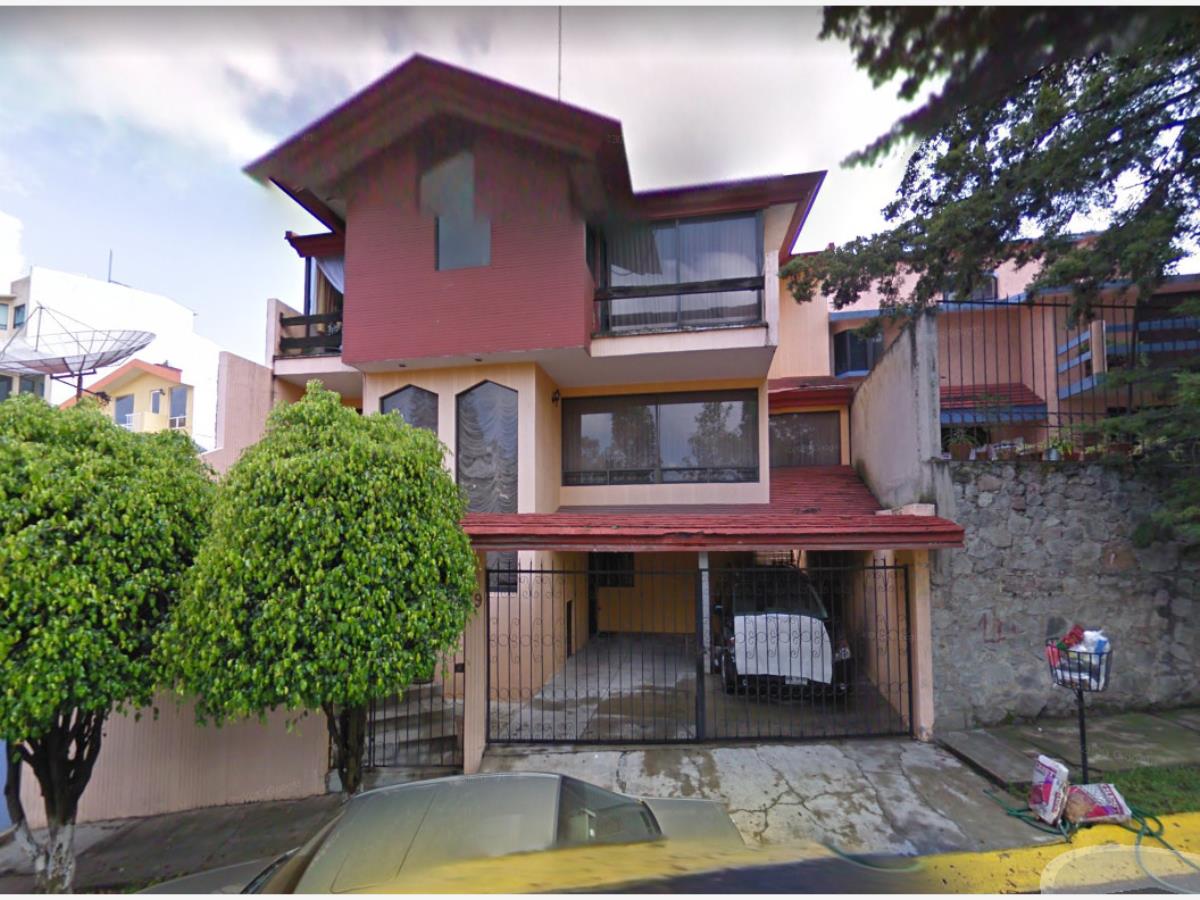 Casa en venta en Paseos del Bosque, Naucalpan de Juárez — foto 1 de 6
