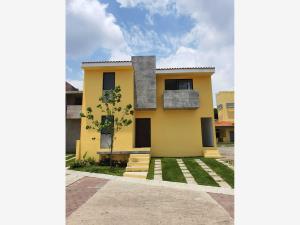 Casa en venta en El Paraíso, Jiutepec — foto 2 de 25