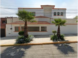 Casa en venta en Ciudad Satelite, Naucalpan de Juárez — foto 2 de 8
