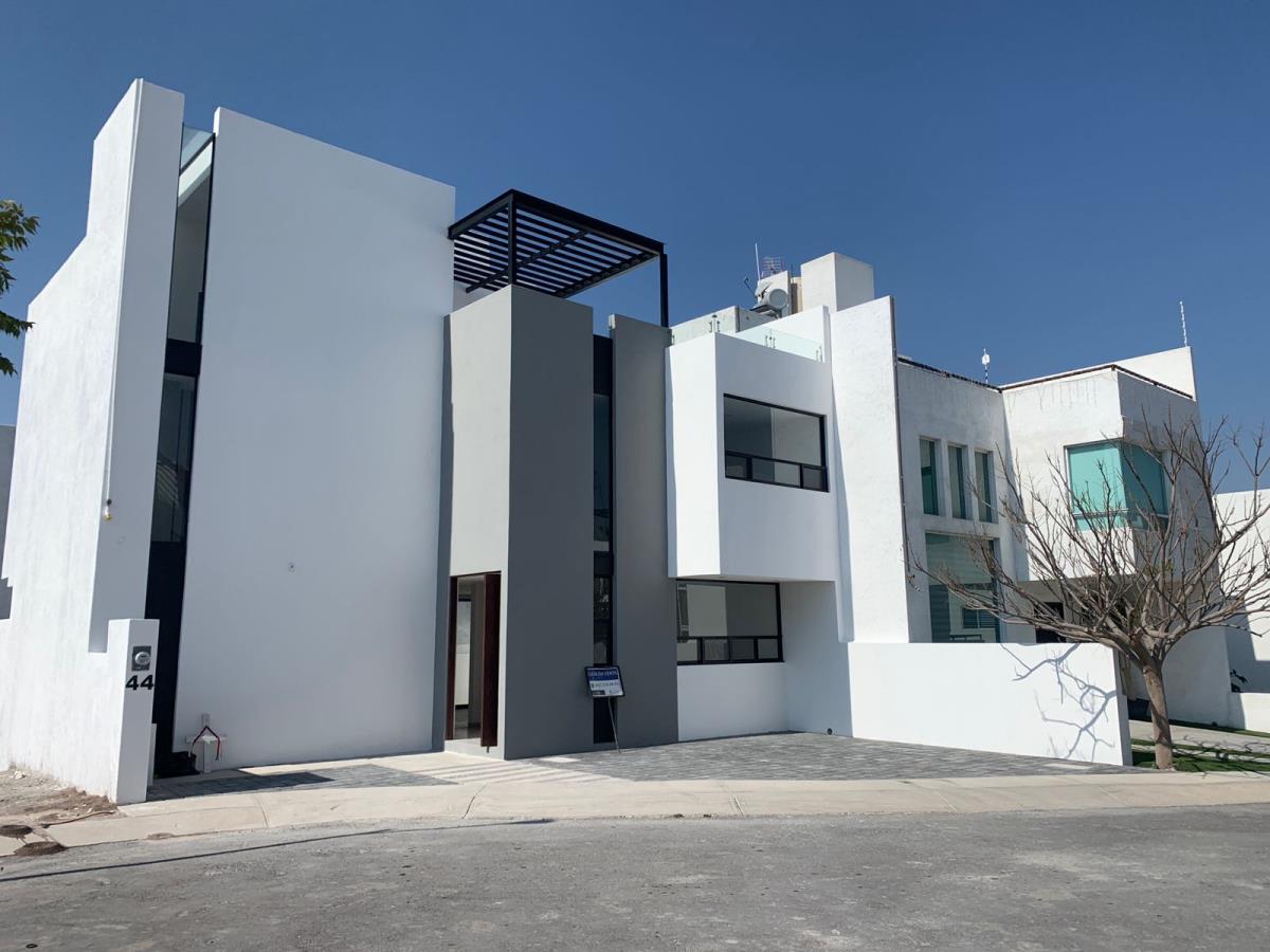 Casa en venta en El Condado, Corregidora — foto 1 de 24
