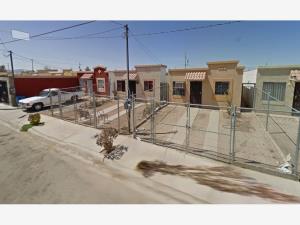 Casa en venta en Villa Lomas Altas, Mexicali — foto 3 de 7