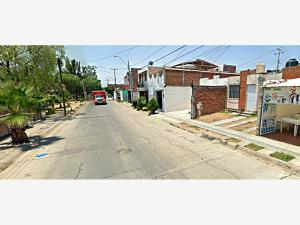 Casa en venta en Jardines de Echeveste, León — foto 3 de 7
