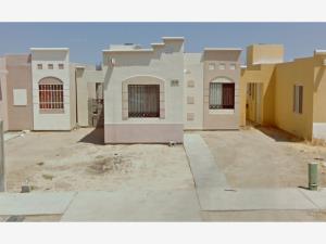 Casa en venta en El Camino Real, La Paz, Baja California Sur