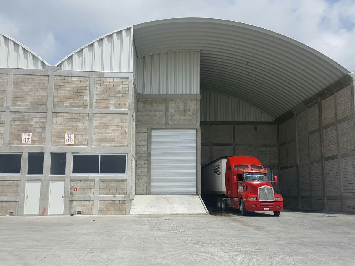 Bodega en renta en Anacleto Canabal 4ta. Sección, Centro — foto 1 de 26