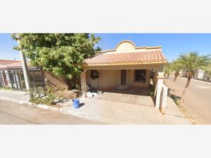 Casa en Villa Dorada, Navojoa, Sonora