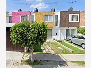 Casa en venta en Valle del Real, León — foto 2 de 8