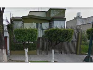 Casa en venta en Paseos de Taxqueña, Coyoacán — foto 3 de 24