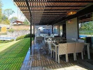 Casa en venta en Avandaro, Valle de Bravo — foto 2 de 12