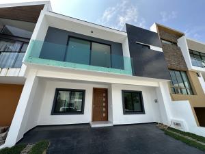 Casa en venta en Valle Imperial, Zapopan — foto 2 de 25