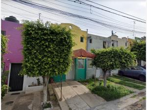 Casa en venta en Balcones de Santa Maria, San Pedro Tlaquepaque — foto 2 de 5