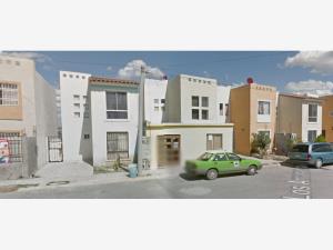 Casa en venta en Los Amarantos, Apodaca — foto 3 de 15
