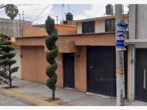 Casa en venta en Aragón la Villa, Gustavo A. Madero — foto 2 de 5