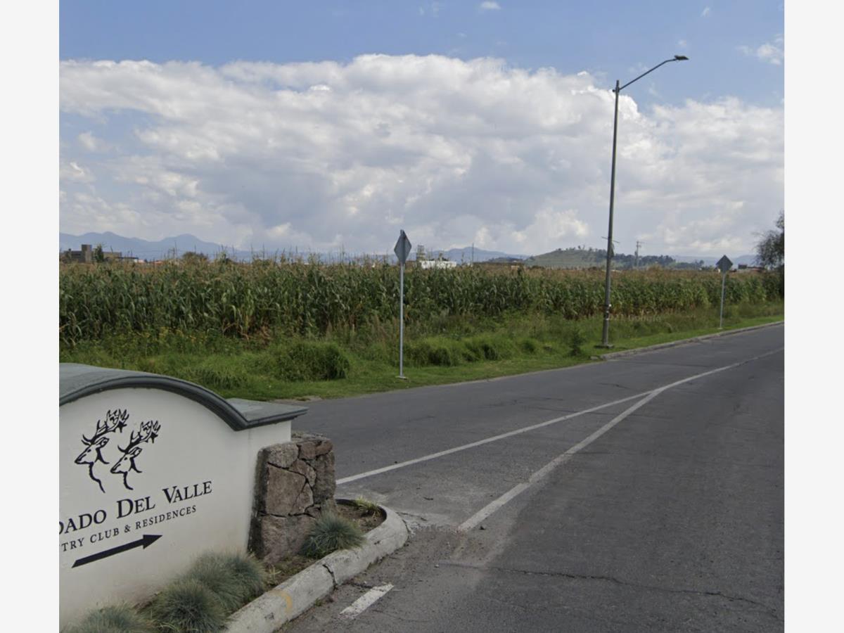 Terreno en venta en San Miguel Totocuitlapilco, Metepec — foto 1 de 3