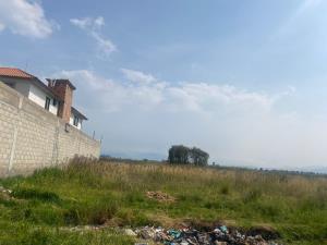 Terreno en venta en San Miguel Totocuitlapilco, Metepec — foto 2 de 3