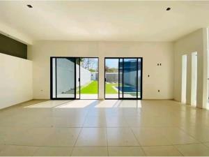 Casa en venta en Burgos Bugambilias, Temixco — foto 3 de 12