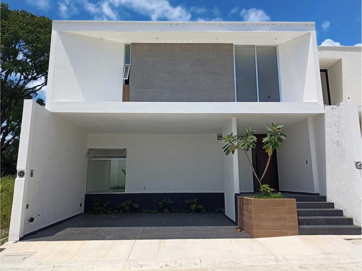 Casa en venta en Residencial Finca Real, Córdoba — foto 1 de 43