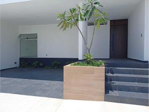 Casa en venta en Residencial Finca Real, Córdoba — foto 2 de 43