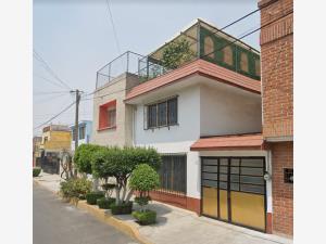 Casa en venta en Constitucion de 1917, Iztapalapa — foto 2 de 9
