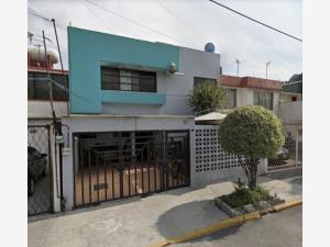 Casa en venta en Los Laureles, Ecatepec de Morelos — foto 3 de 7