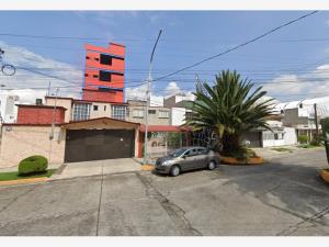 Casa en venta en Llano de las Flores (Barrio del Hueso), Naucalpan de Juárez — foto 2 de 8