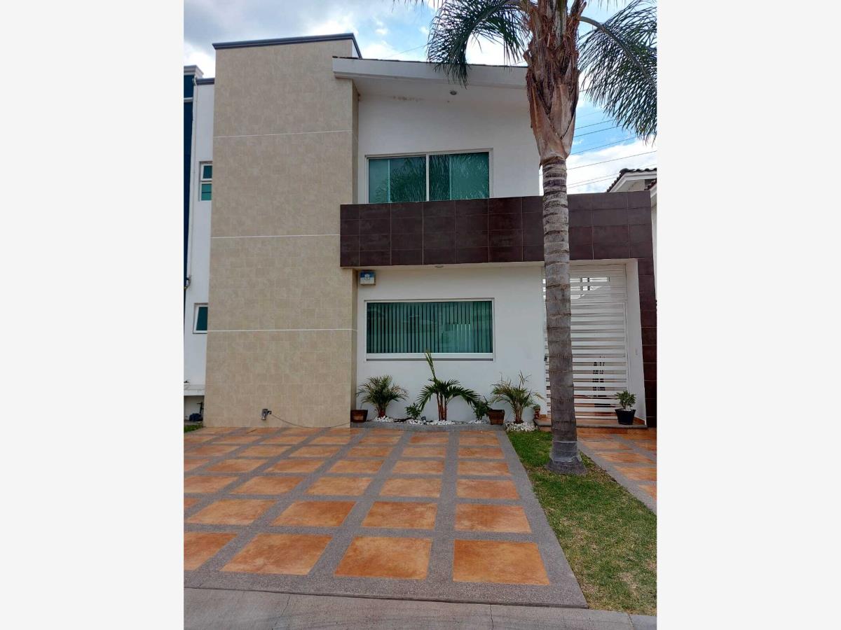 Casa en venta en San Antonio de Ayala, Irapuato — foto 1 de 41