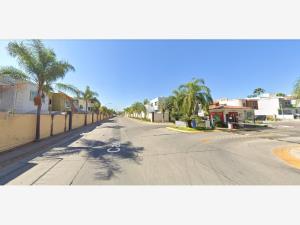 Casa en venta en Real de Valdepeñas, Zapopan — foto 2 de 17