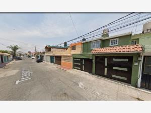 Casa en venta en Villa de las Flores 1a Sección (Unidad Coacalco), Coacalco de Berriozábal — foto 3 de 9