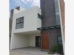 Casa en venta en Cuayantla, San Andrés Cholula, Puebla