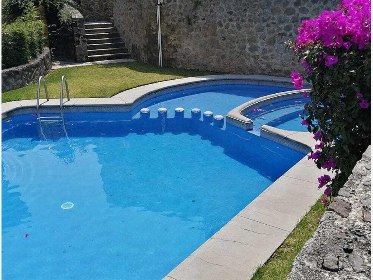 Casa en venta en Lomas de Tetela, Cuernavaca — foto 1 de 35