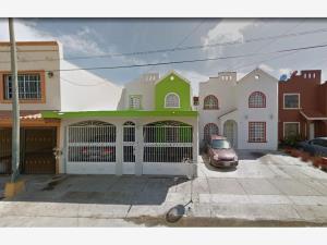 Casa en venta en Terranova Plus, Mazatlán — foto 3 de 11