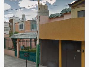 Casa en venta en Colon Echegaray, Naucalpan de Juárez — foto 2 de 12