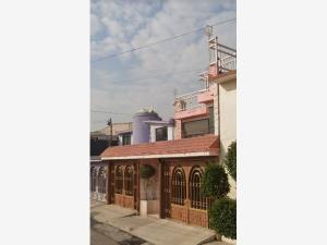 Casa en venta en Bosques del Valle 1a Sección, Coacalco de Berriozábal — foto 2 de 10