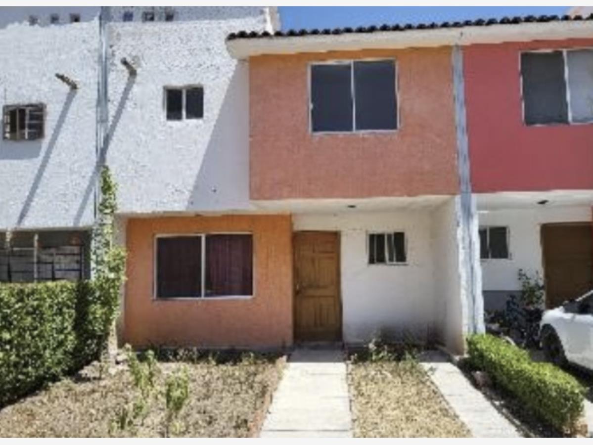 Casa en venta en Rincón de los Azhares, San Juan del Río — foto 1 de 9