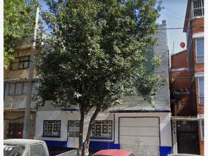 Casa en venta en 10 de Mayo, Venustiano Carranza, Ciudad de México Casa en venta en 10 de Mayo, Venustiano Carranza, Ciudad de México