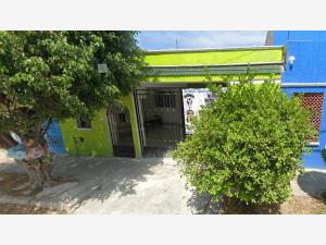 Casa en Nora Quintana, Mérida, Yucatán