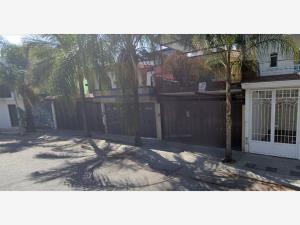 Casa en venta en Lagos de Oriente, Guadalajara — foto 2 de 12