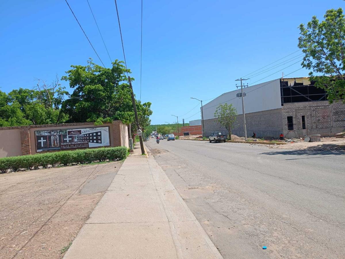 Bodega en renta en INFONAVIT Barrancos, Culiacán — foto 1 de 7