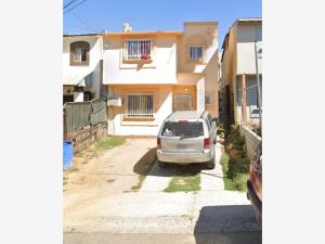 Casa en venta en Lomas de Santa Anita, Tecate — foto 2 de 12