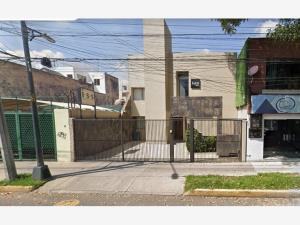 Casa en Prado Coapa 2A Sección, Tlalpan, Ciudad de México