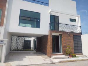 Casa en venta en Zerezotla, San Pedro Cholula, Puebla Casa en venta en Zerezotla, San Pedro Cholula, Puebla