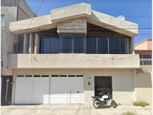 Casa en Jardines de San Manuel, Puebla, Puebla