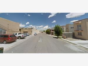 Casa en venta en Las Huertas de Lourdes, Saltillo — foto 2 de 11