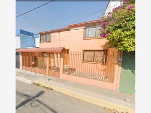 Casa en venta en Bosques de Ecatepec, Ecatepec de Morelos — foto 3 de 11