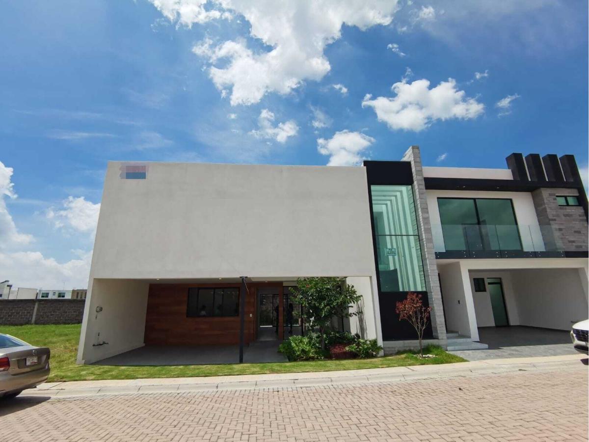 Casa en venta en San Cristobal Tepontla, San Pedro Cholula — foto 1 de 27
