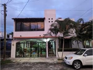 Casa en venta en Lomas Vistahermosa, Colima, Colima