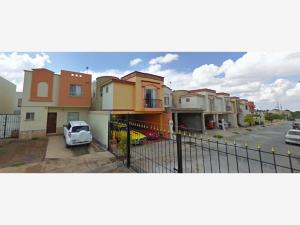 Casa en venta en Portal del Sur, Saltillo — foto 3 de 10