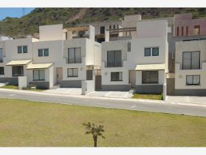 Casa en venta en Industrial El Pueblito, Corregidora — foto 2 de 14
